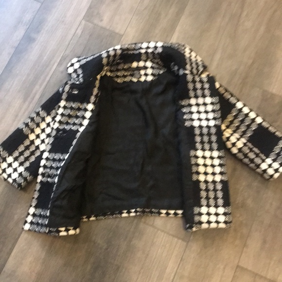 Cute jacket - Picture 2 of 3